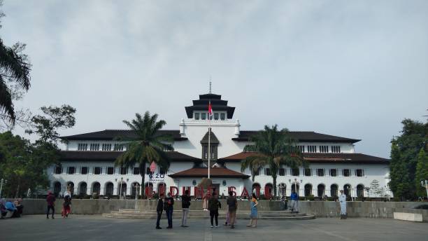 Objek Wisata Dekat Stasiun Bandung